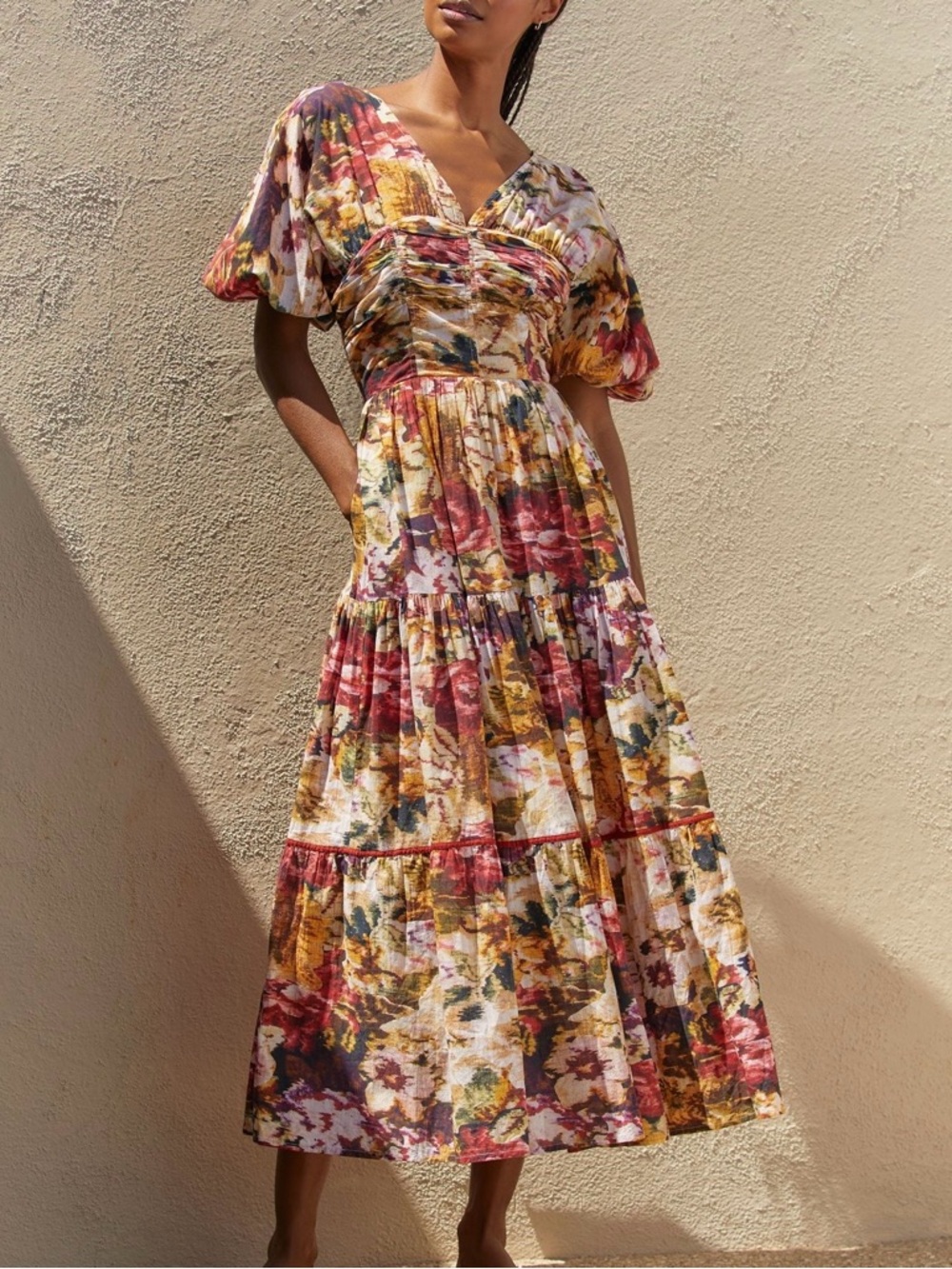 Elegant Floral Maxi Dress in Multicolor
